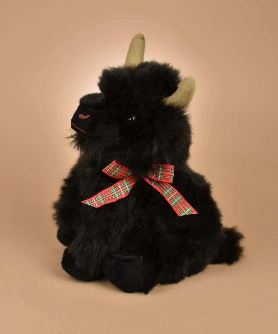 Black Highland Cow soft toy - Send a Cuddly