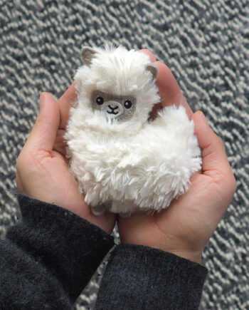 Heatable Pocket Pal Fluffy Llama